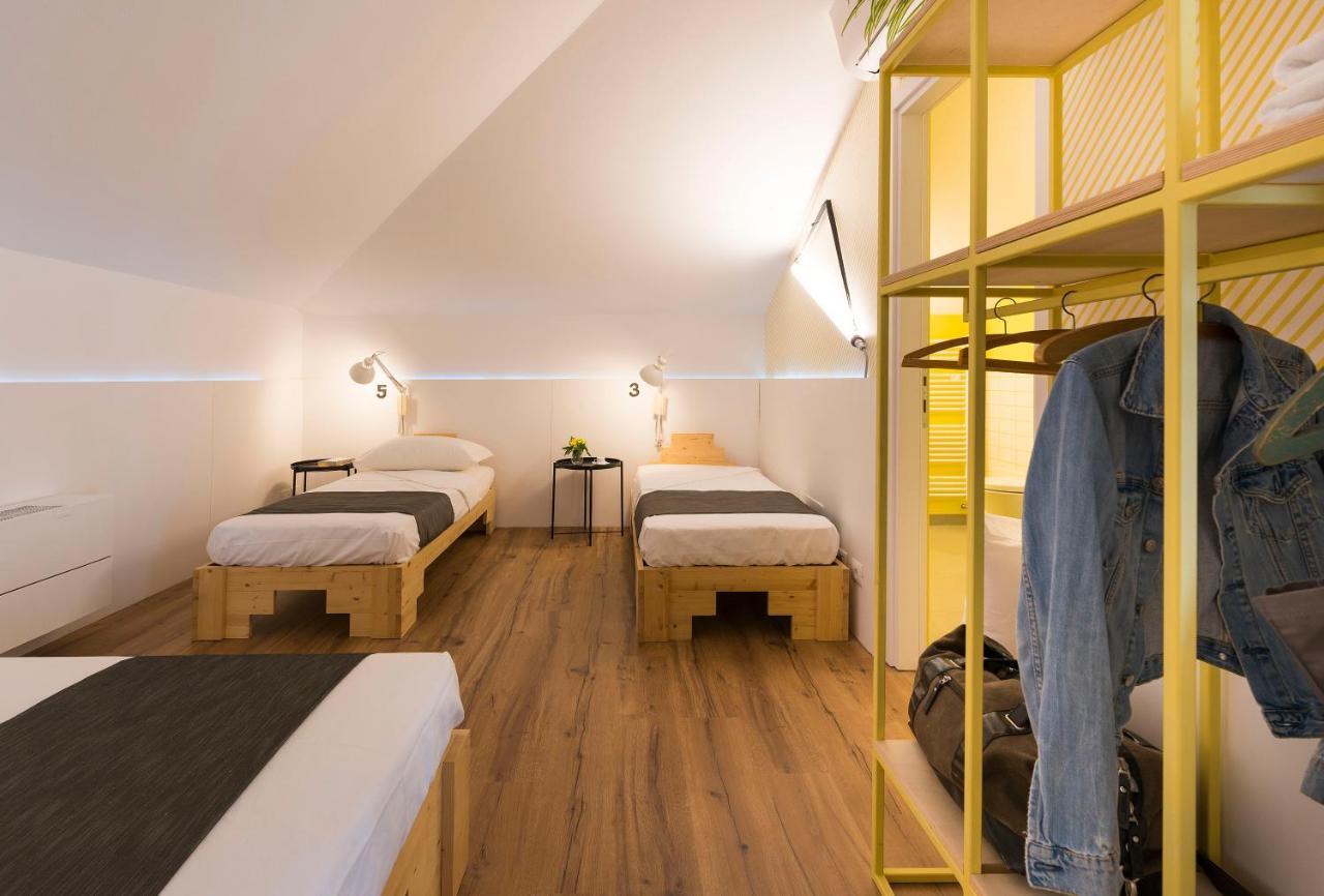 Gabanel Bike Hostel ブッソレンゴ エクステリア 写真